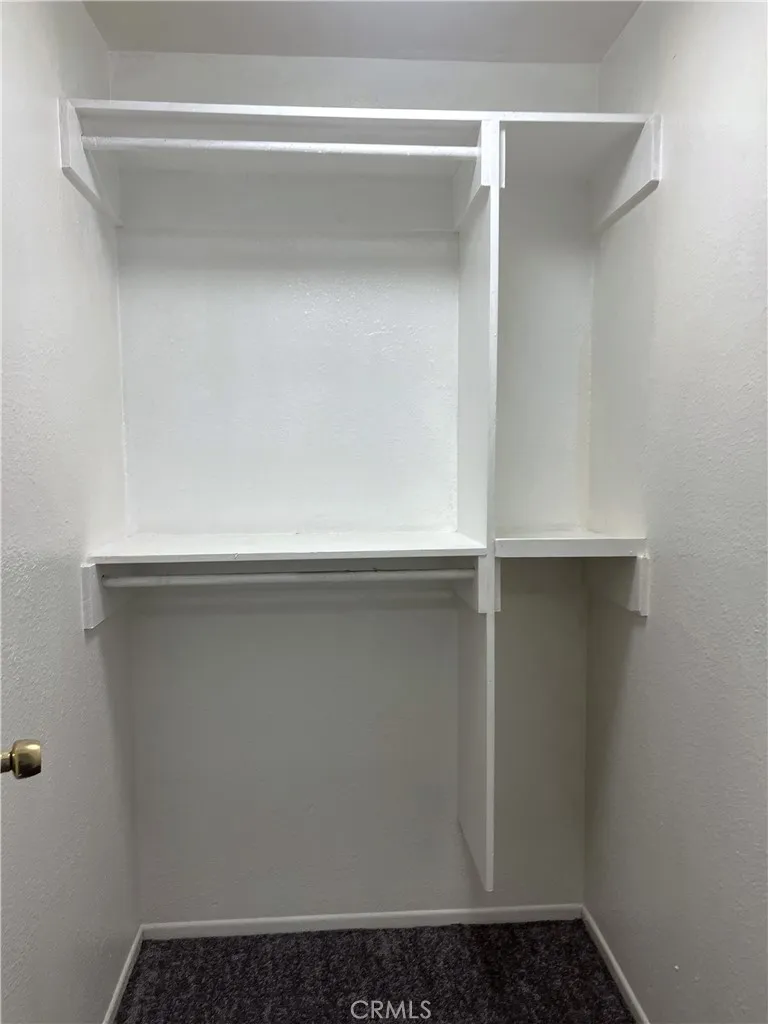 4703 W 118th Street, Hawthorne, California 90250 home-pic-16